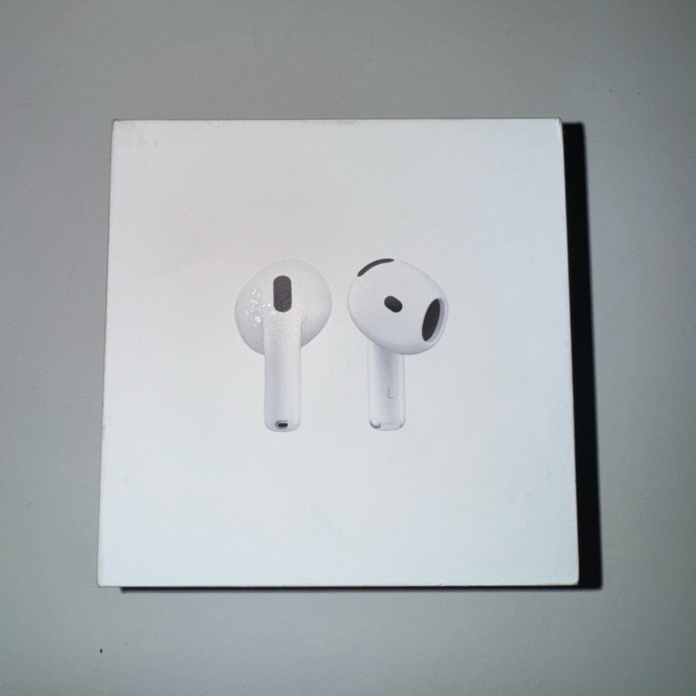 Apple AirPods 4
